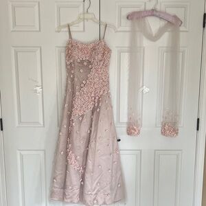 Vintage Cache Blush Rose Beaded Florets Appliqué Sheer Overlay Evening Gown